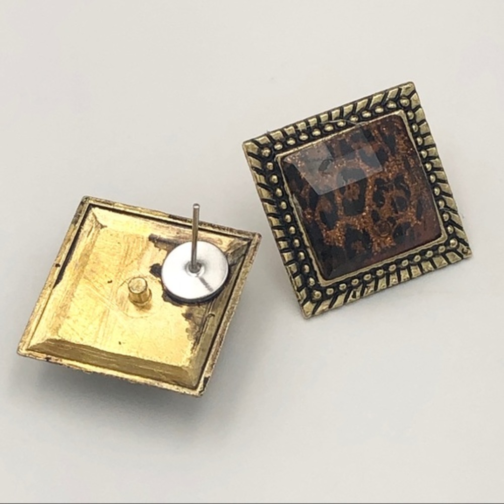 🍀 Leopard Print Spot Glitter Square Statement Post Stud Earrings - Picture 2 of 3